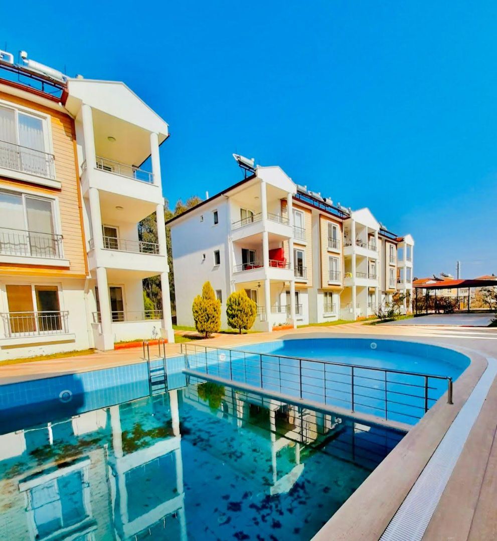 Sarsala Konakları’nda Havuzlu Sitede Full Eşyalı 2+1 Kiralık