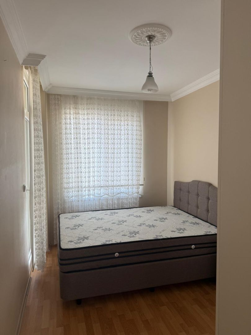 Lalezar Sitesinde Güney Cepheli, Eşyalı 2+1 Kiralık Daire
