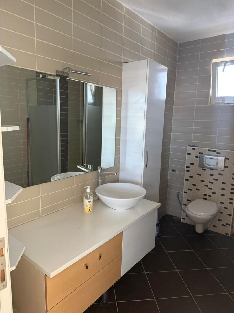 Lalezar Sitesinde Güney Cepheli, Eşyalı 2+1 Kiralık Daire