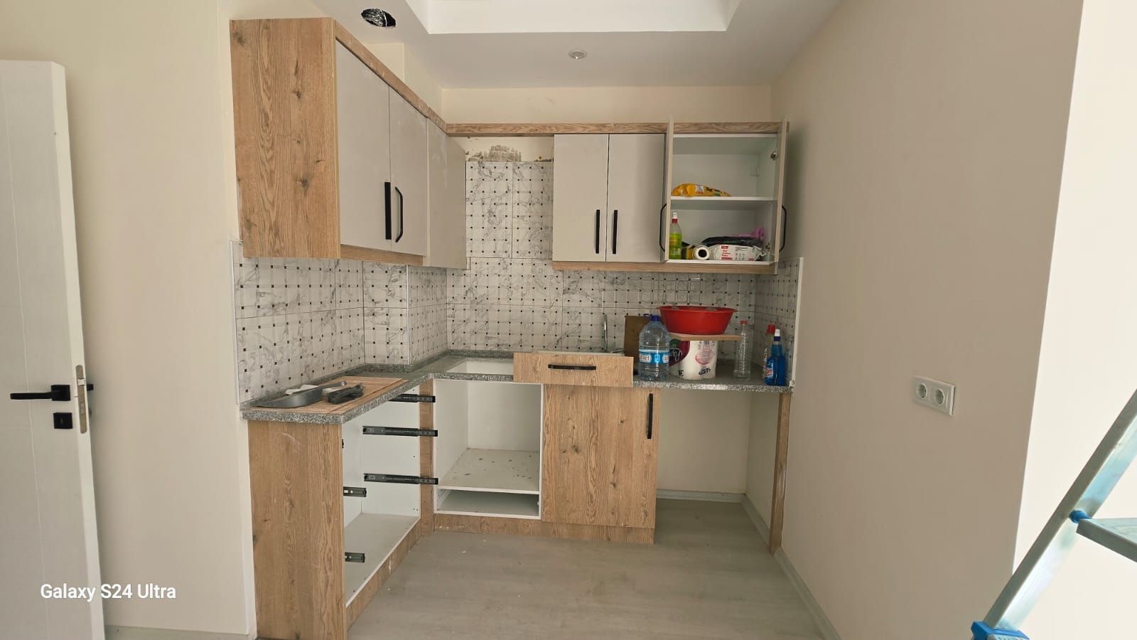 DALAMAN GAZİ BULVARINDA 1+1 SATILIK DAİRE 65 m² 2 BALKON