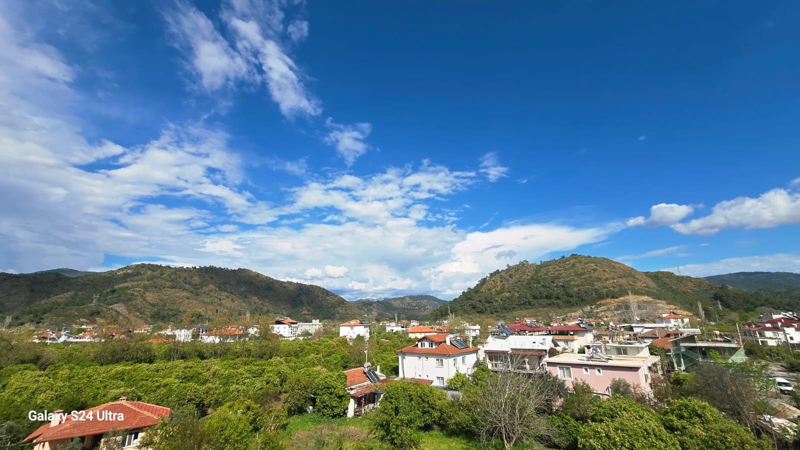 DALAMAN GAZİ BULVARINDA 1+1 SATILIK DAİRE 65 m² 2 BALKON
