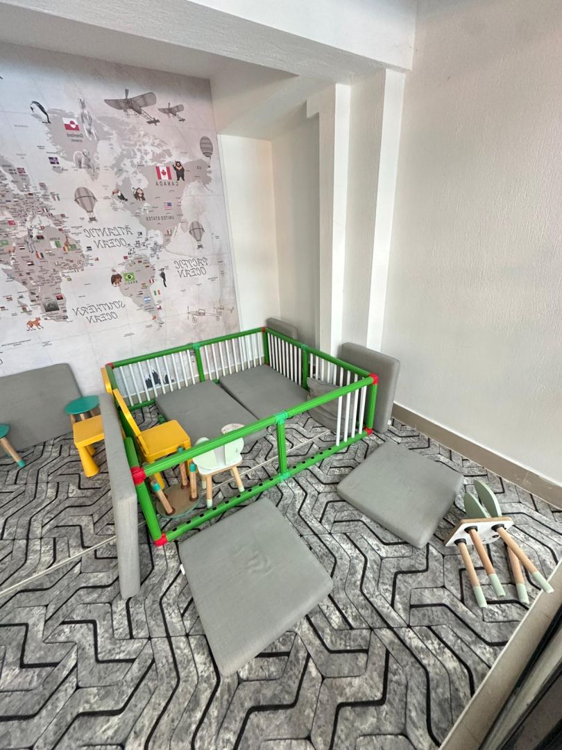 2043 REZİDANS’TA 2+1 KİRALIK DAİRE ARA KAT HAVUZ MANZARALI