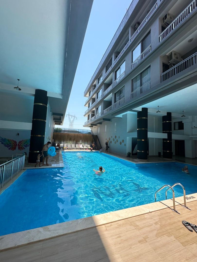 2043 REZİDANS’TA 2+1 KİRALIK DAİRE ARA KAT HAVUZ MANZARALI