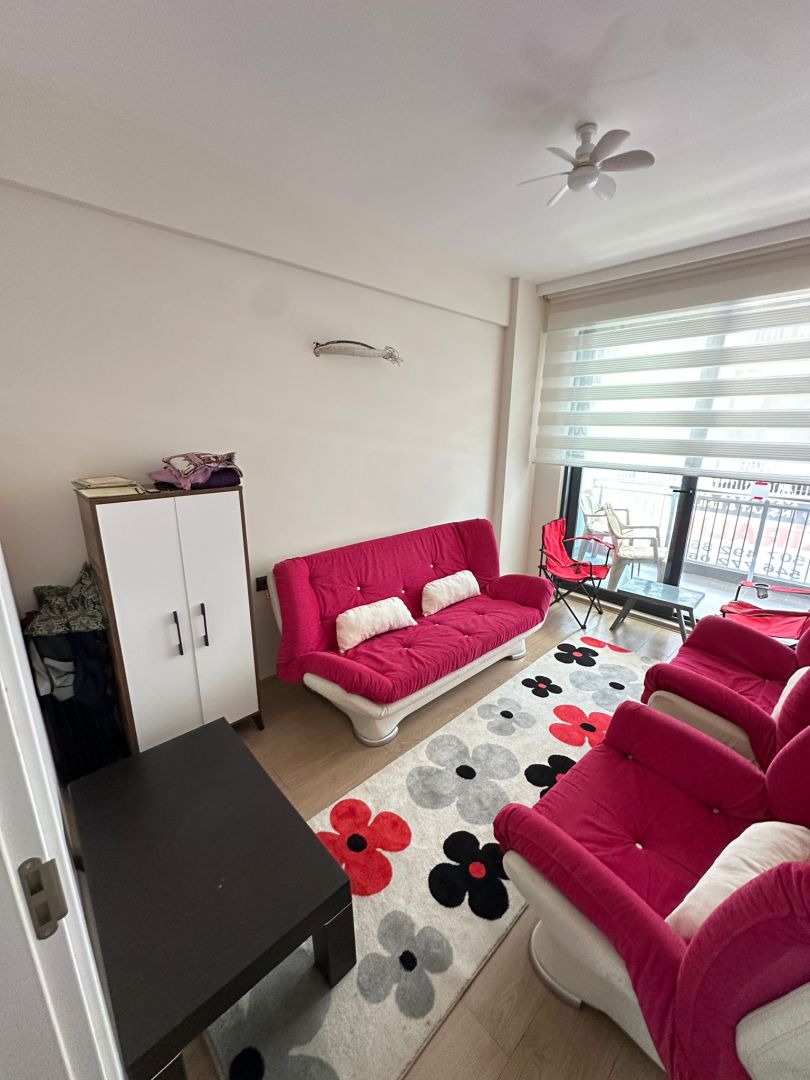 2043 REZİDANS’TA 2+1 KİRALIK DAİRE ARA KAT HAVUZ MANZARALI