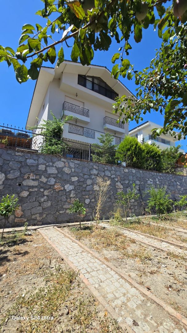 Dalaman Kapukargın’da Göl Manzaralı Geniş 2+1 Satılık Daire