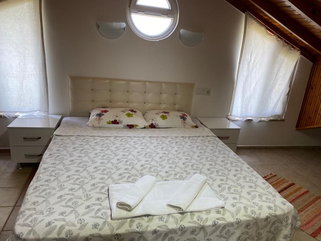 Dalaman Karaçalı’da Özel Havuzlu 5+1 Satılık Triplex Villa