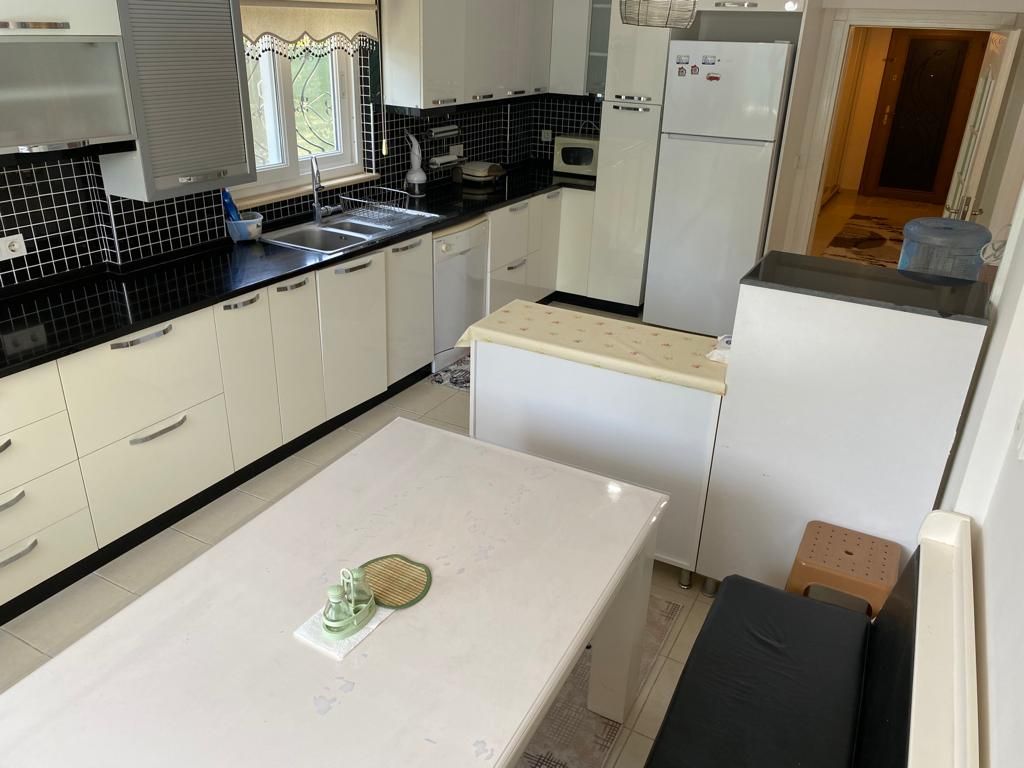 Dalaman Karaçalı’da Özel Havuzlu 5+1 Satılık Triplex Villa