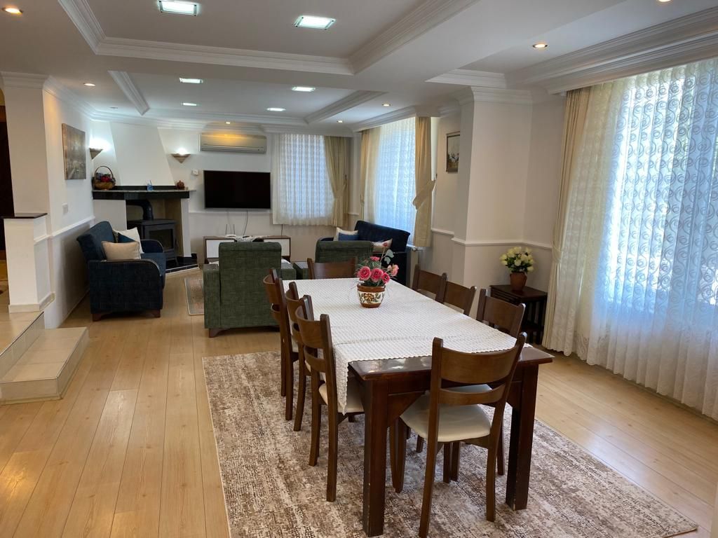Dalaman Karaçalı’da Özel Havuzlu 5+1 Satılık Triplex Villa