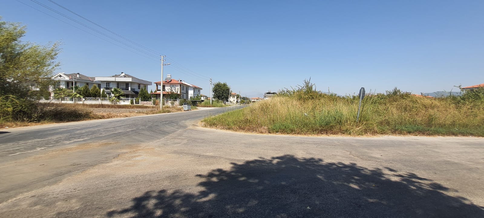 🏡 DALAMAN MERKEZ KARAÇALI MEVKİİ’NDE SATILIK BÜYÜK ARSA 🏡