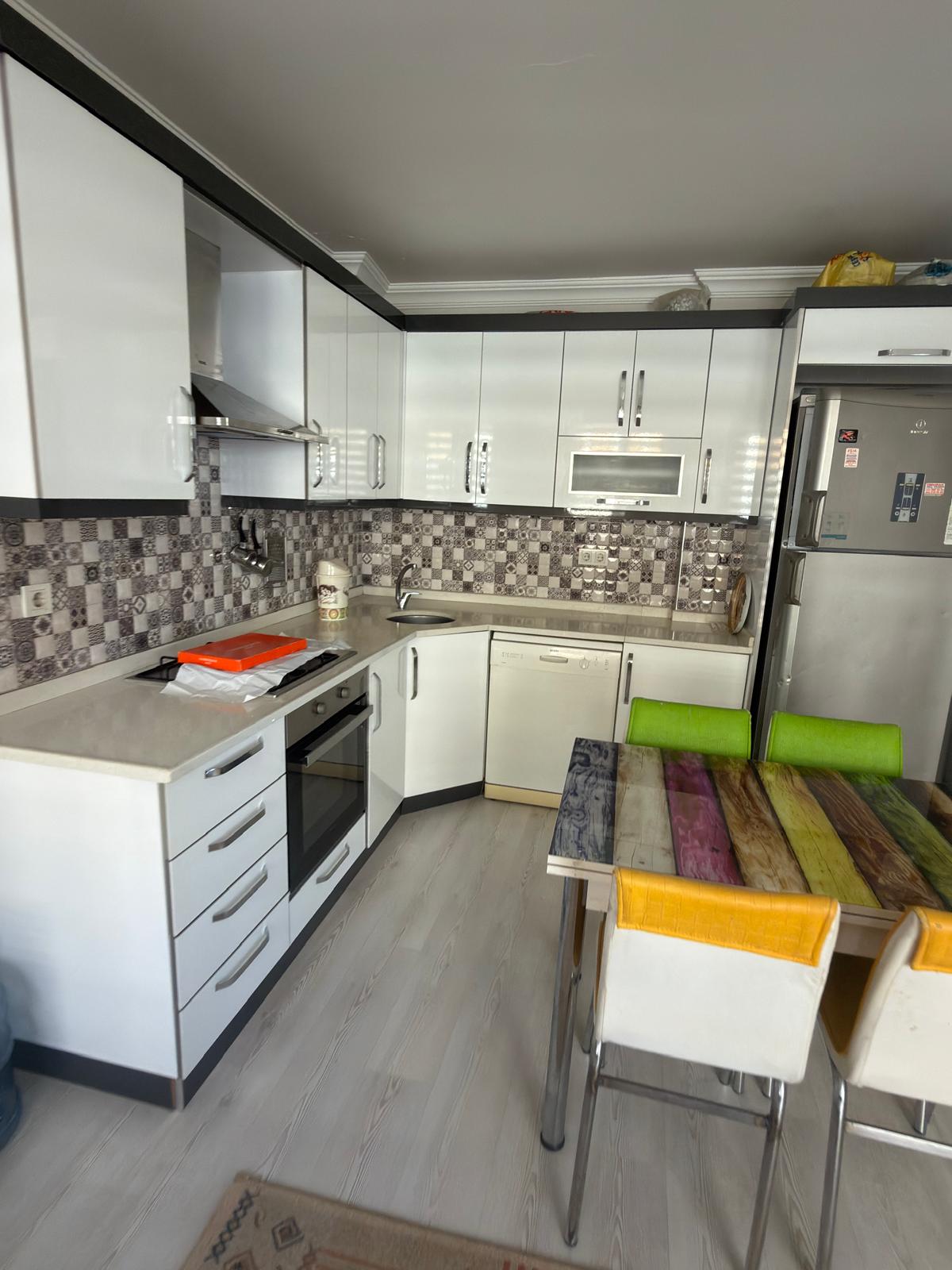 Dalaman Pazaryerinde Teraslı Full Eşyalı 1+1 Kiralık Daire
