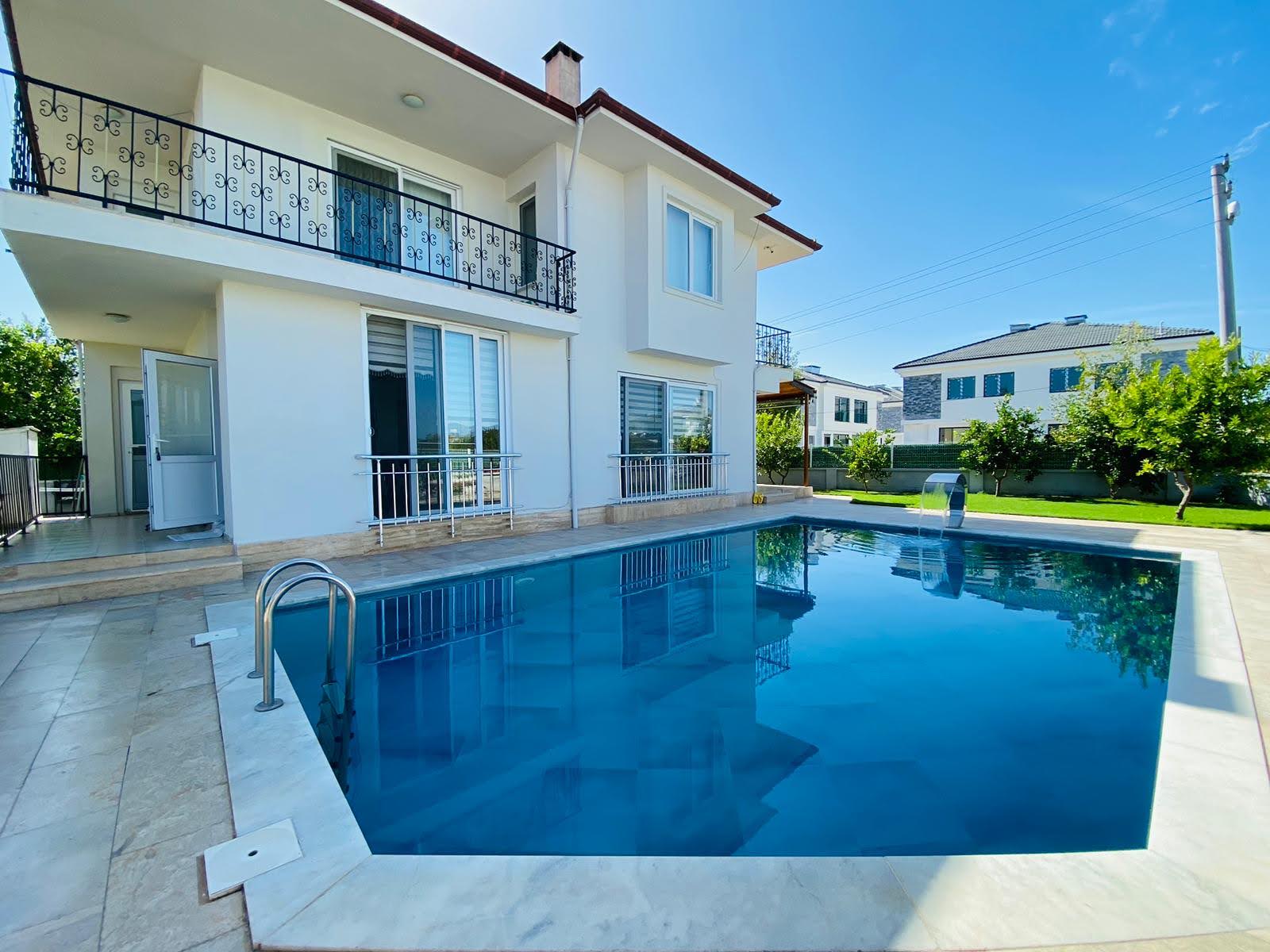 CESUR REALESTATE 4+1