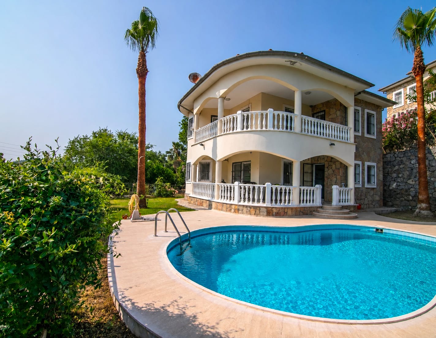 Dalaman Gürköy'de Özel Havuzlu ve Eşyalı Villa Fırsatı