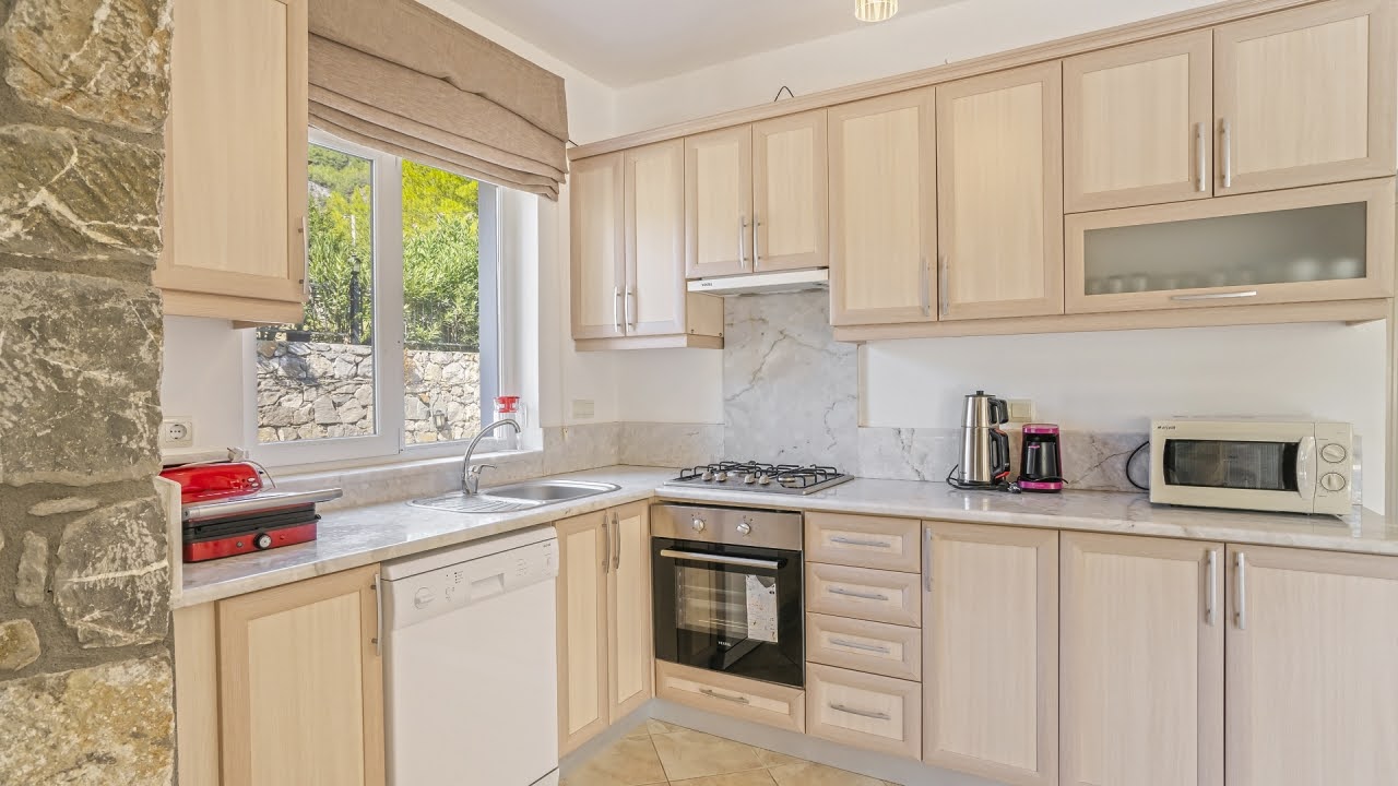 DALAMAN AKKAYA'DA SATILIK ÖZEL HAVUZLU 3+1 BUNGALOV | 595 m² ARSA | DAĞ VE ORMAN MANZARASI