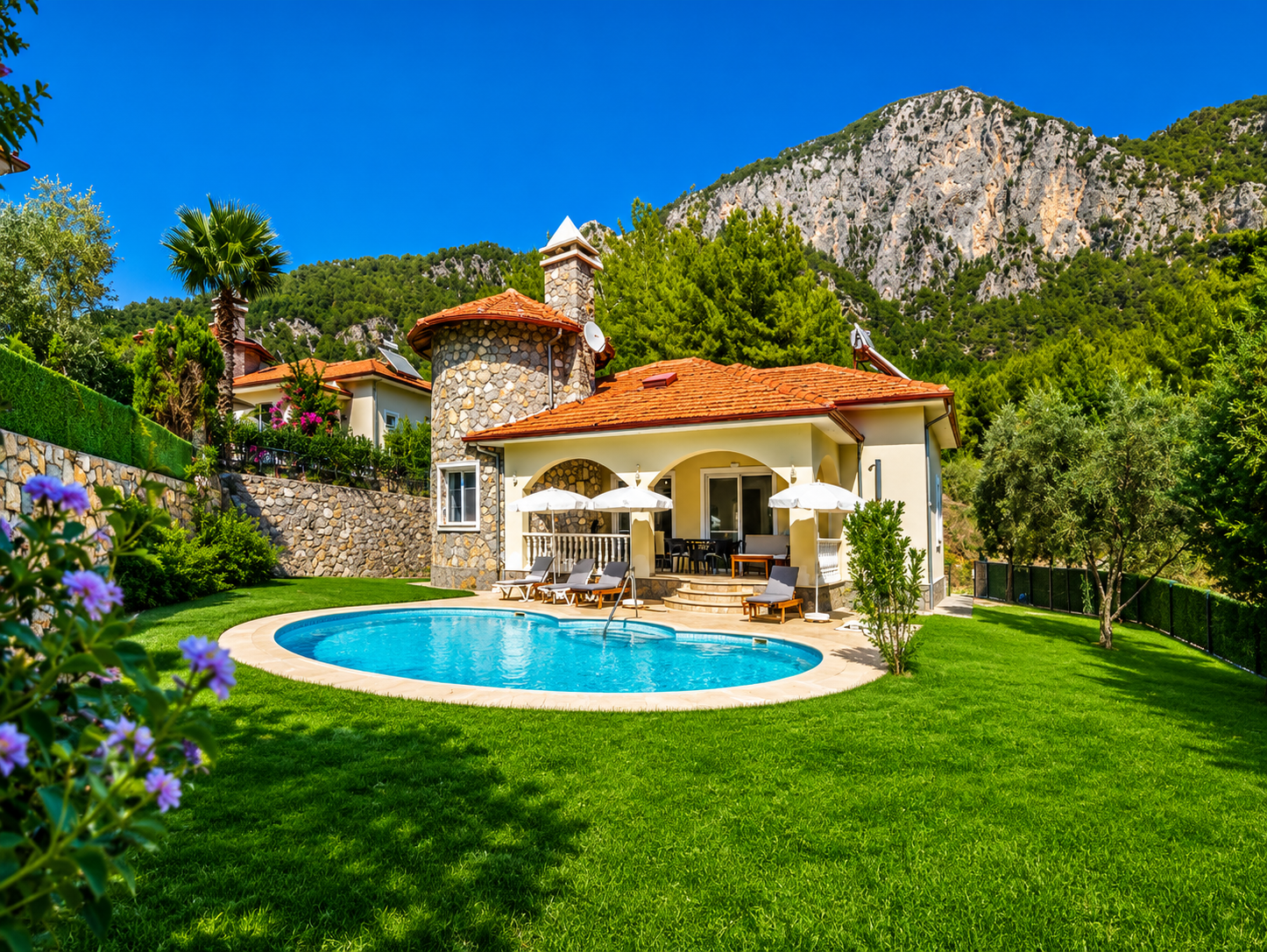 DALAMAN AKKAYA'DA SATILIK ÖZEL HAVUZLU 3+1 BUNGALOV | 595 m² ARSA | DAĞ VE ORMAN MANZARASI