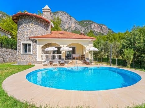 DALAMAN AKKAYA'DA SATILIK ÖZEL HAVUZLU 3+1 BUNGALOV | 595 m² ARSA | DAĞ VE ORMAN MANZARASI