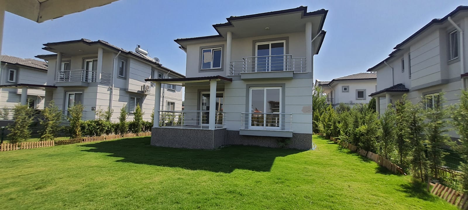 Dalaman Çınar Mevkii 450 m² Arsa İçinde 4+1 Lüks Villa