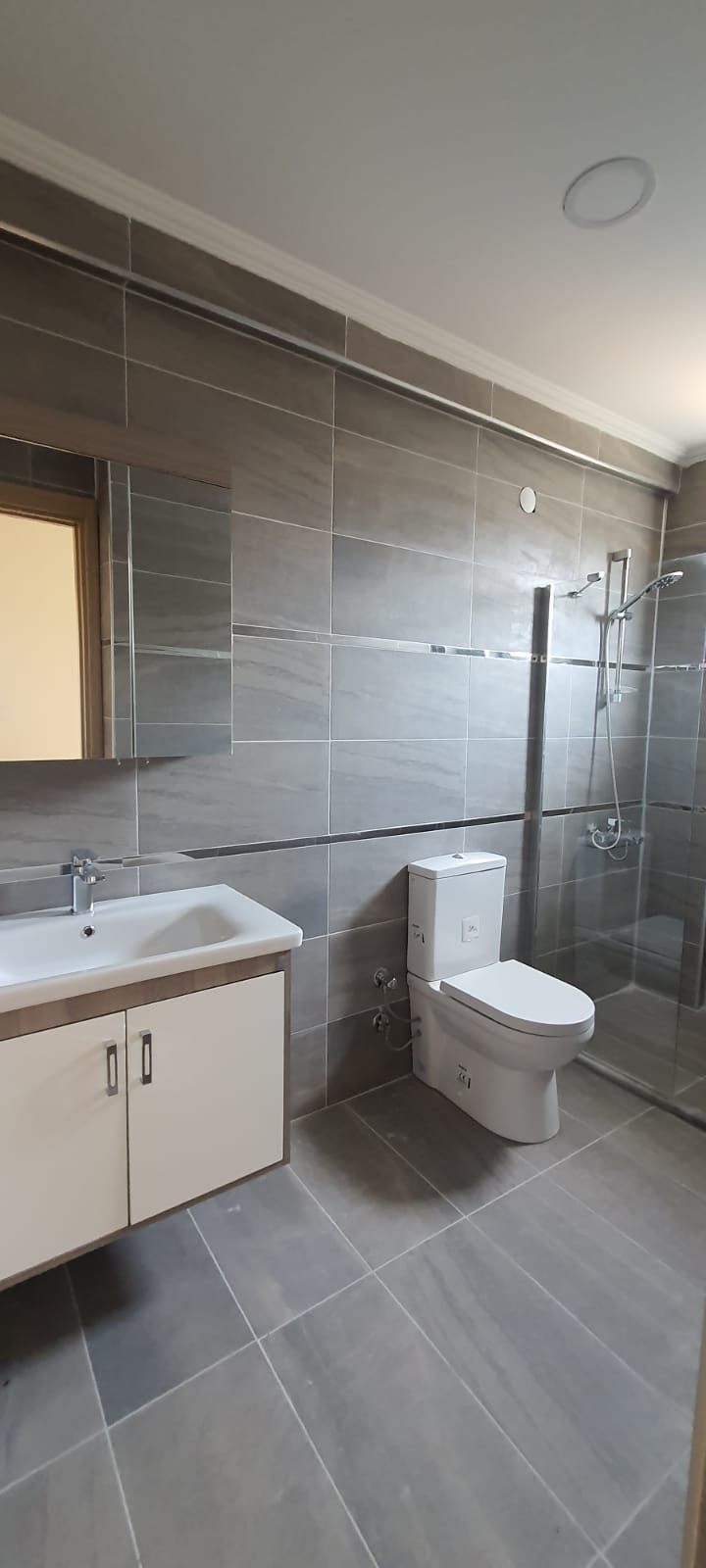 Dalaman Çınar Mevkii 450 m² Arsa İçinde 4+1 Lüks Villa