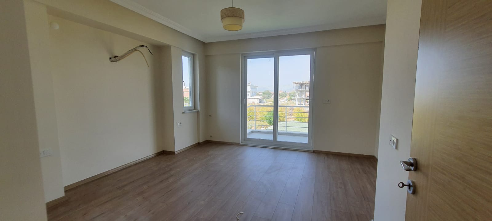 Dalaman Çınar Mevkii 450 m² Arsa İçinde 4+1 Lüks Villa