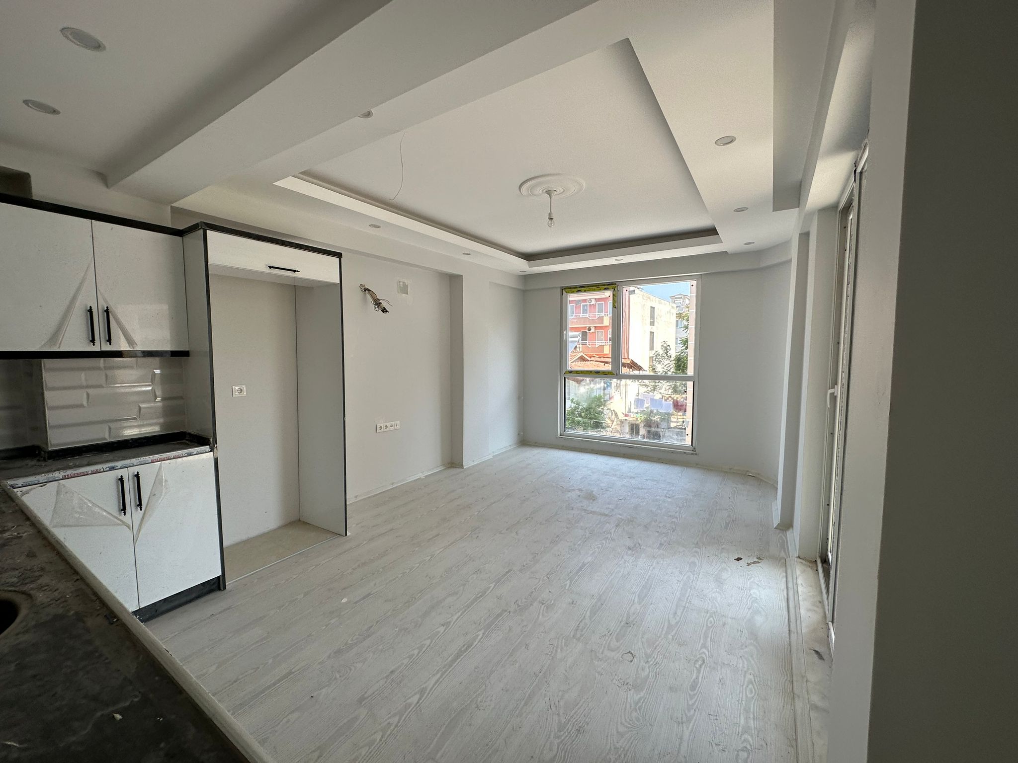 CESUR EMLAK'TAN DALAMAN MERKEZ'DE SATILIK KOMPLE BİNA | 3 ADET 2+1 DAİRE + 200 m² ASMA KATLI DÜKKAN