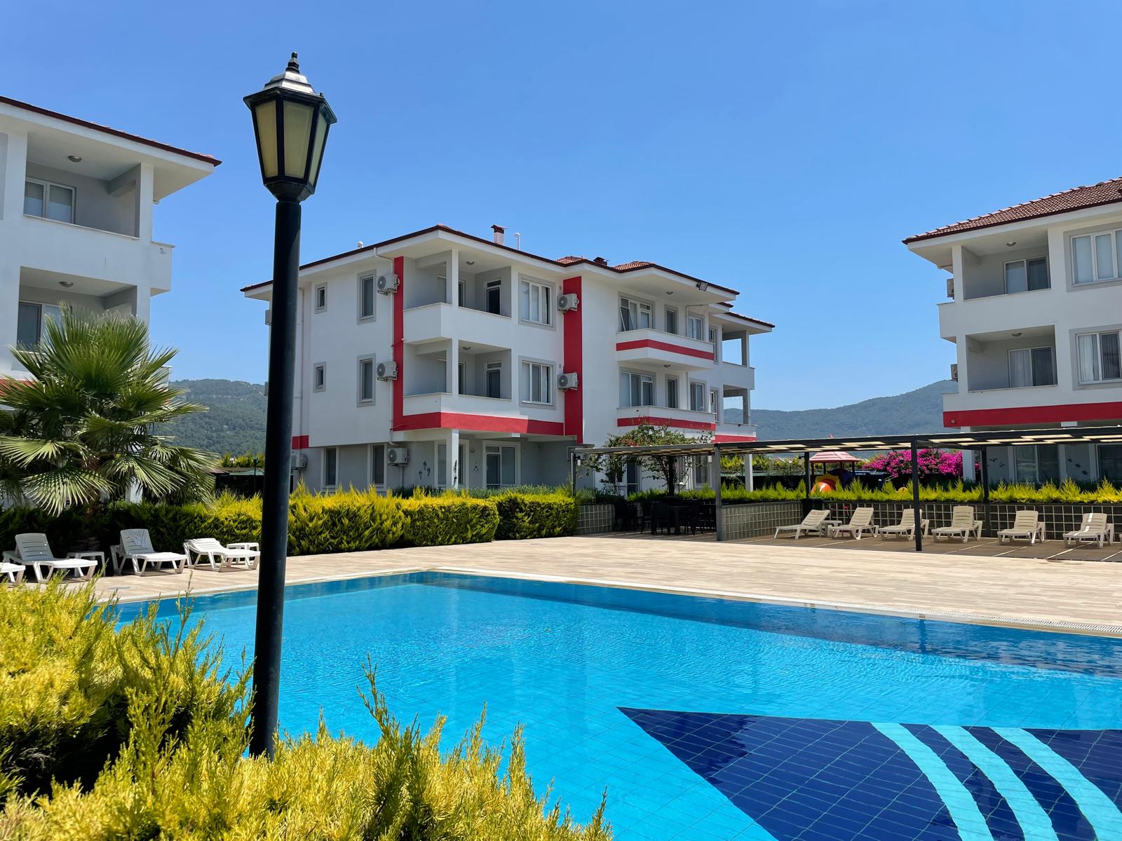 Havuzlu Sitede Taşınmaya Hazır Full Eşyalı 2+1