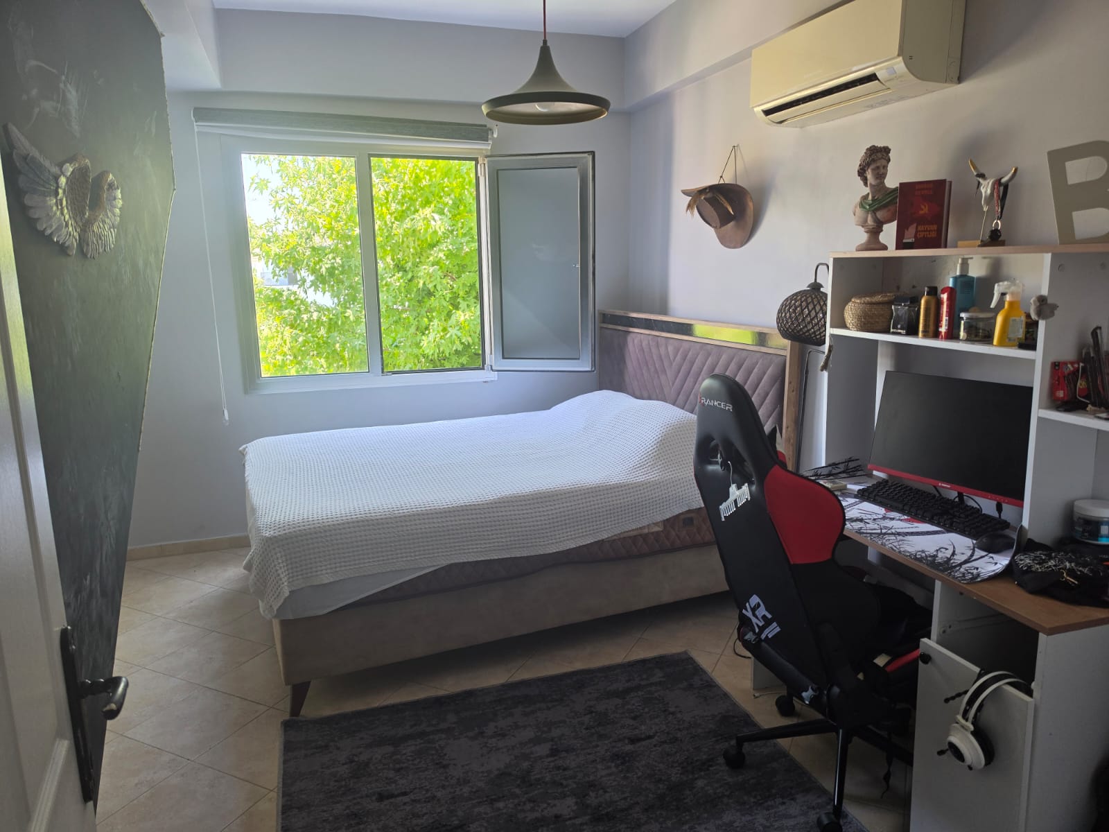 Dalaman Karaçalı'da Havuzlu Butik Sitede Satılık Güney Cepheli Çatı Dubleks