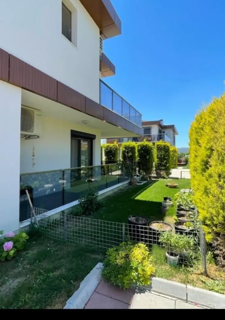 DALAMAN KARAÇALI'DA SATILIK LÜKS 4+1 VİLLA |270 m²  HAVUZLU SİTE