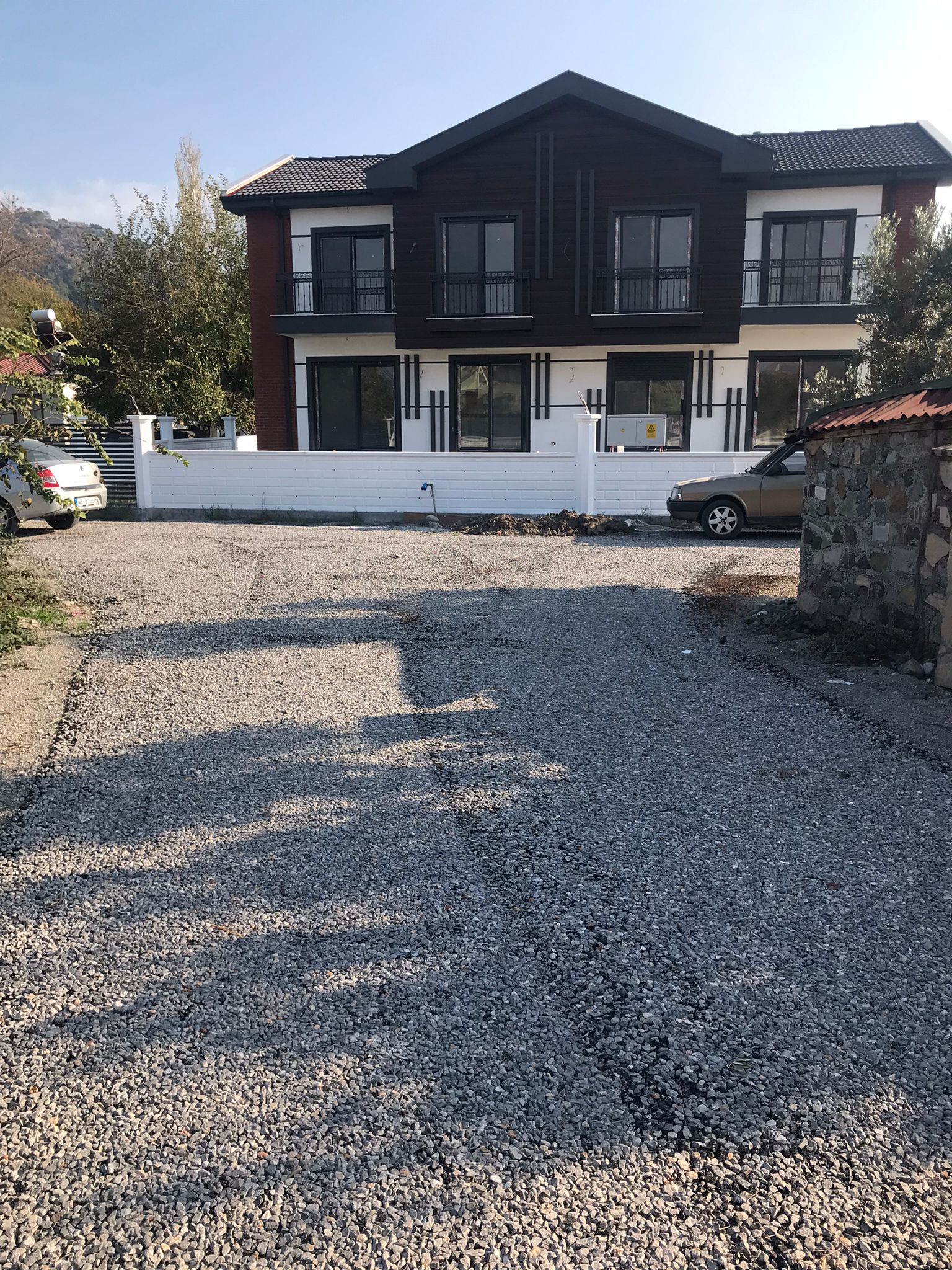 CESUR EMLAK'TAN DALAMAN KARAÇALI'DA 395 m² YATIRIMLIK SATILIK ARSA