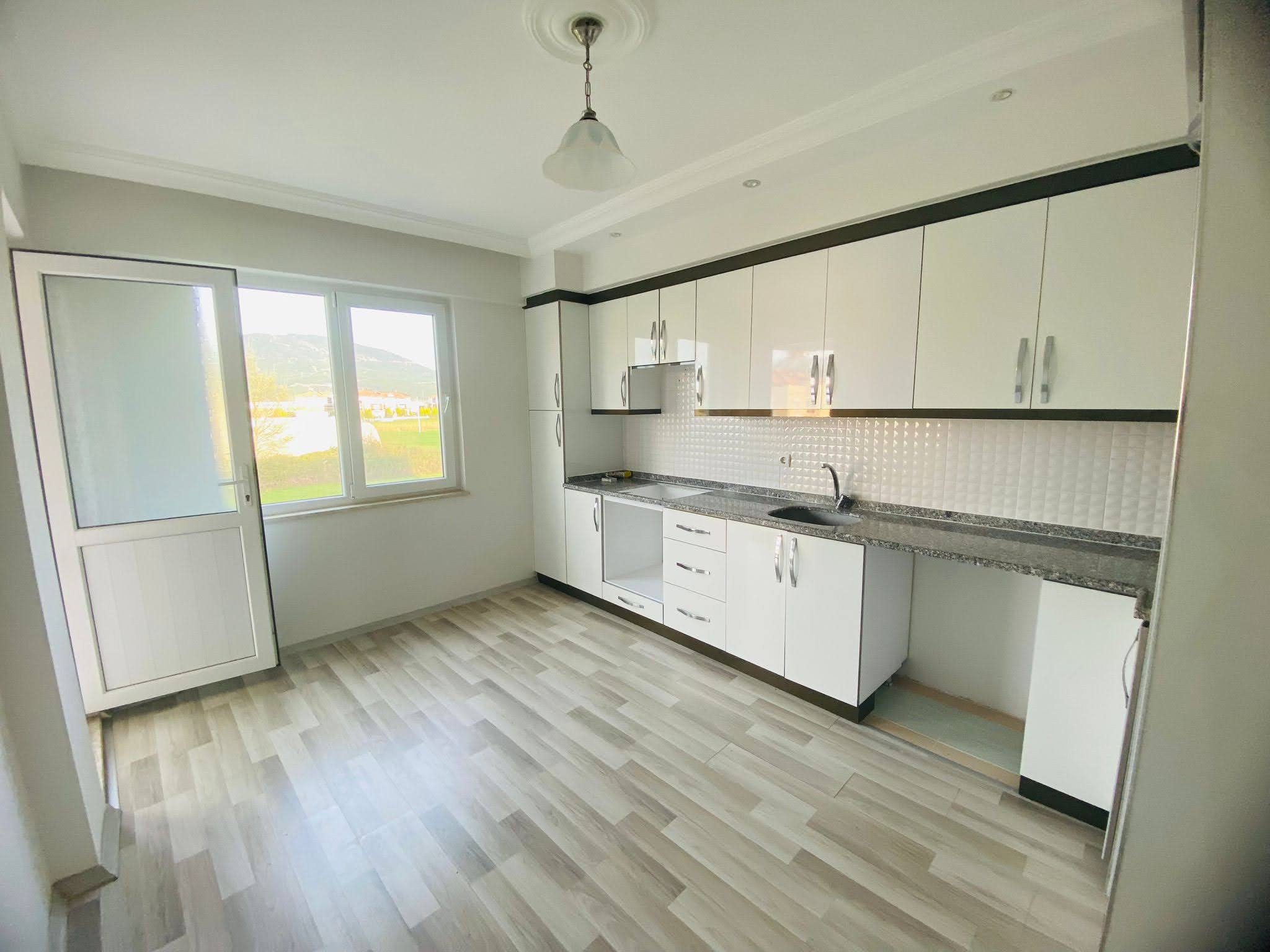 Dalaman Hürriyet Mevkii  Bahçeli Nizam 150 m² Kiralık 3+1 Daire