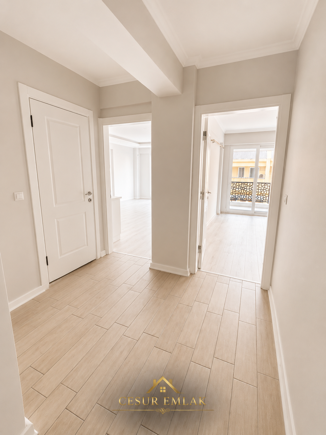 DALAMAN MERKEZ'DEcesur emlak'tan  PTT YANI'NDA SATILIK 4+1 LÜKS ÇATI DUBLEKS 136 m² Net • 195 m² Brüt • 3 Banyo