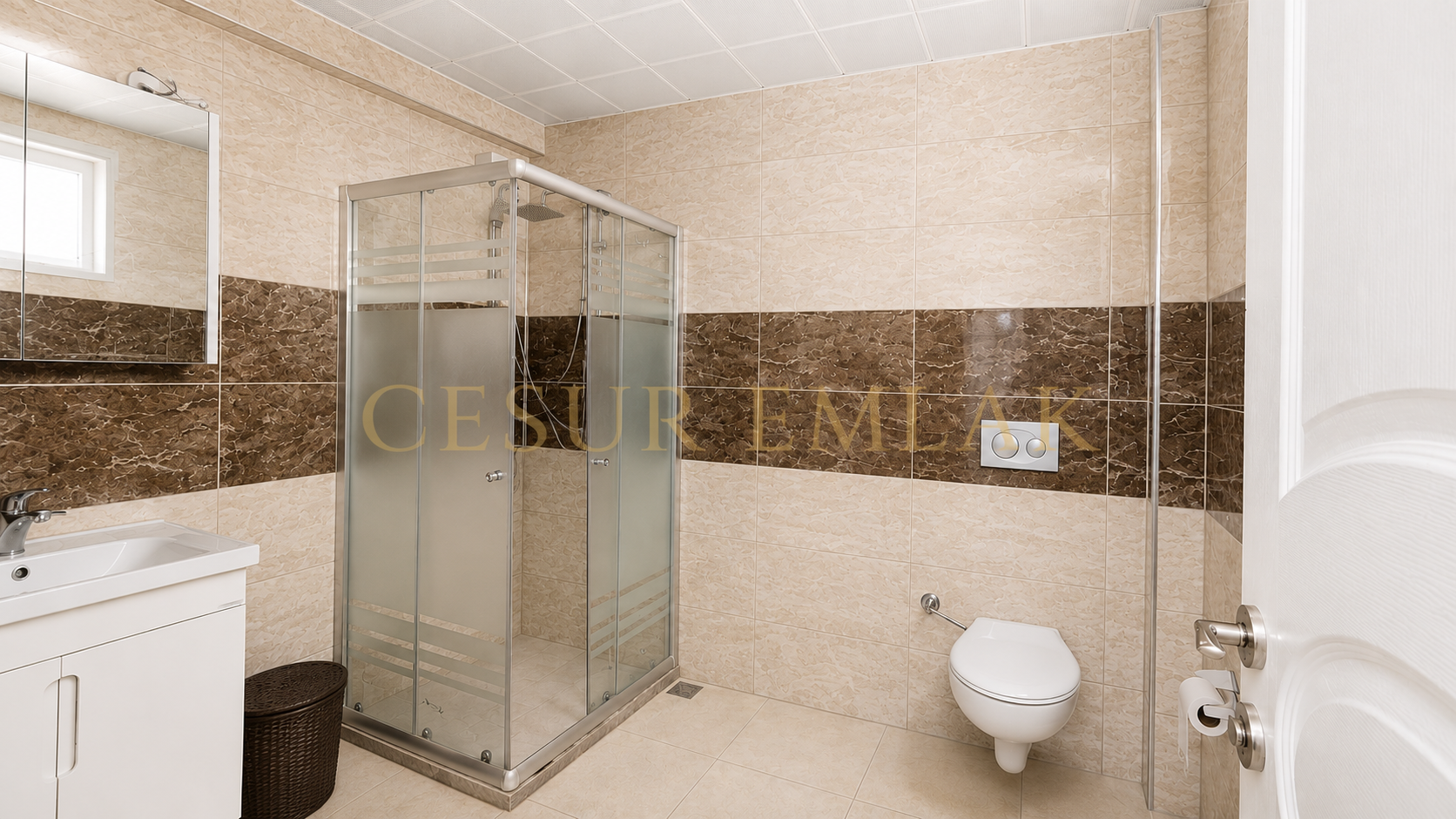 DALAMAN MERKEZ ATATÜRK CADDESİ'NDE SATILIK 3+1 | 170 m² | ASANSÖRLÜ | EBEVEYN BANYOLU
