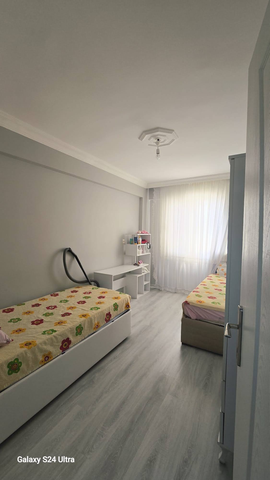 CESUR EMLAK'TAN DALAMAN HÜRRİYET MAHALLESİ'NDE 95 m², 2 BANYOLU, GENİŞ BALKONLU SATILIK 2+1 DAİRE