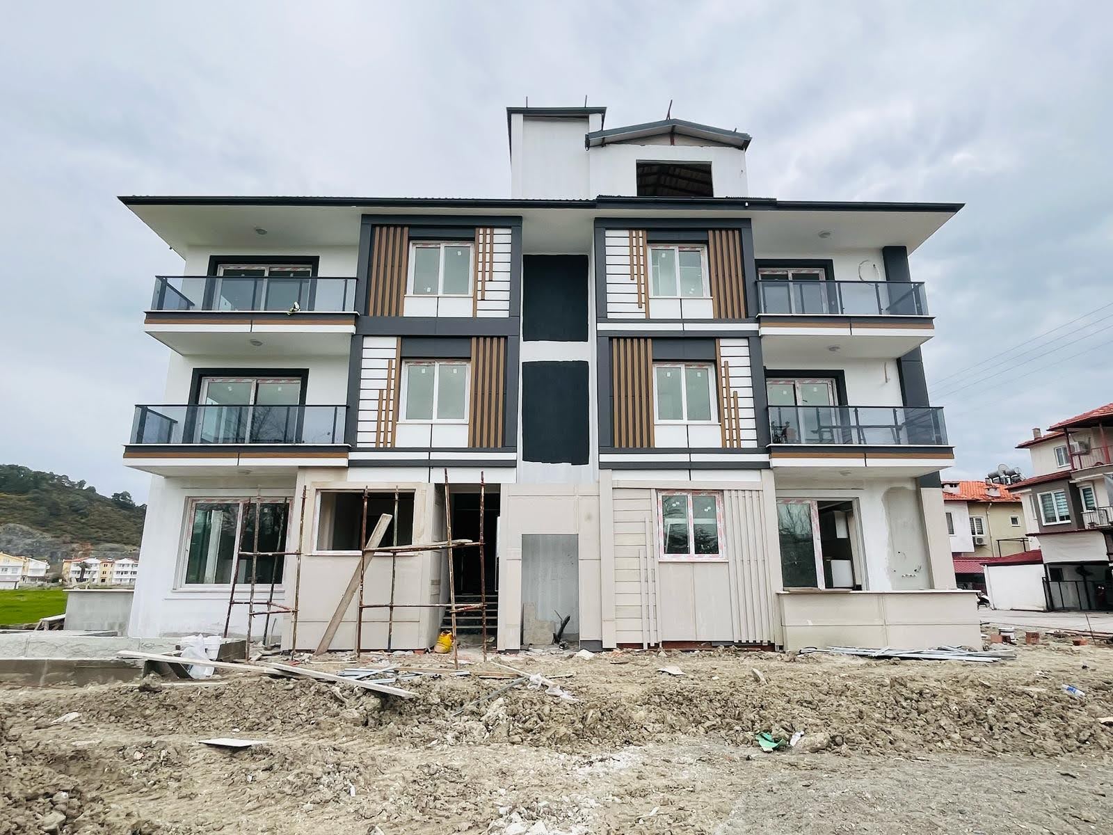 CESUR EMLAK'TAN | DALAMAN ALTINTAŞ MEVKİİ'NDE SATILIK 1+1 DAİRE HAVUZLU