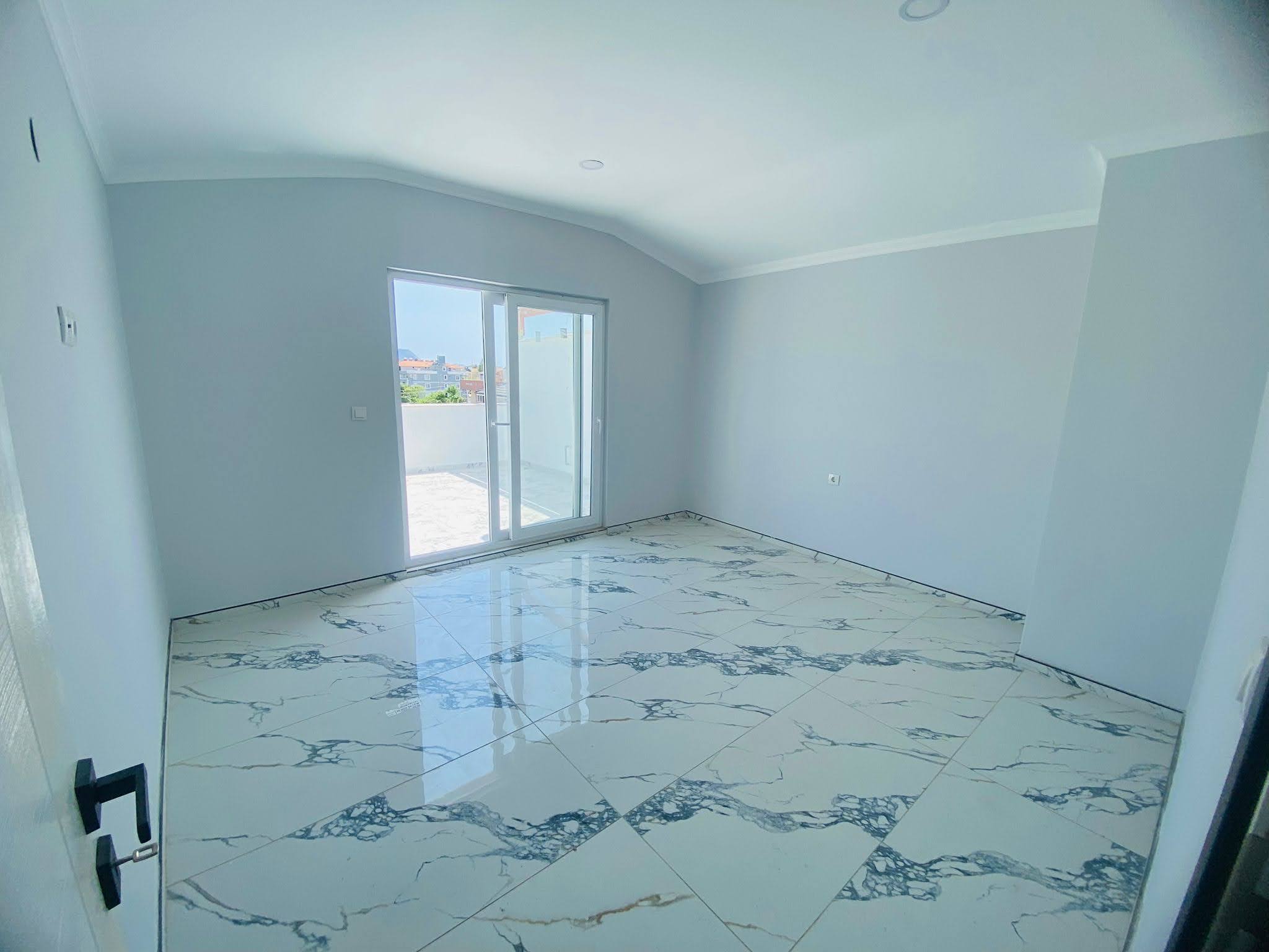 DALAMAN HÜRRİYET MEVKİİ'NDE 200 m² DUBLEKS 4+1 | TERASLI | EBEVEYN BANYOLU | GÜNEY CEPHE