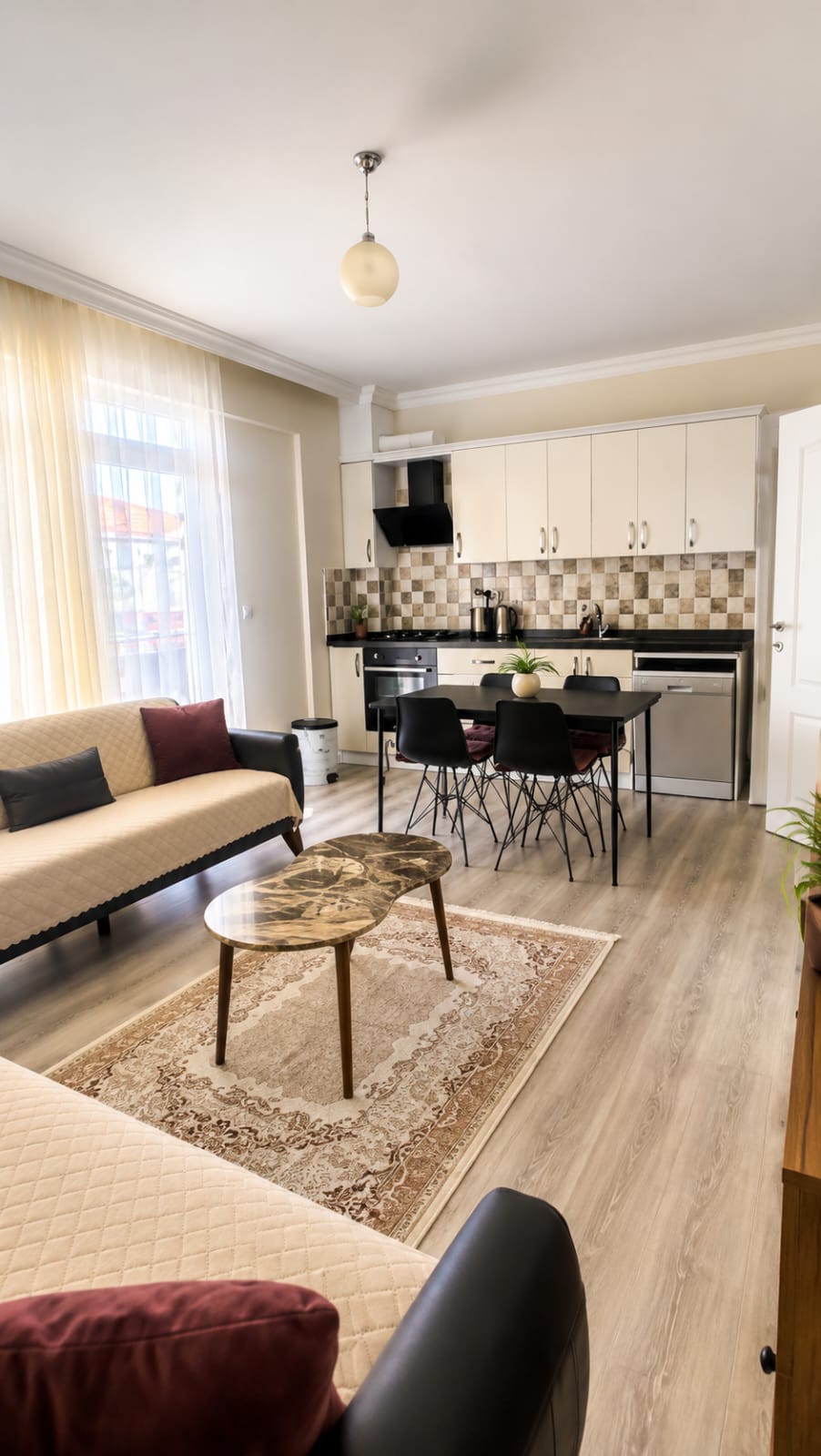 Premium Yaşam! Saklı Bahçe Sitesi'nde Full Eşyalı 2+1 Kiralık