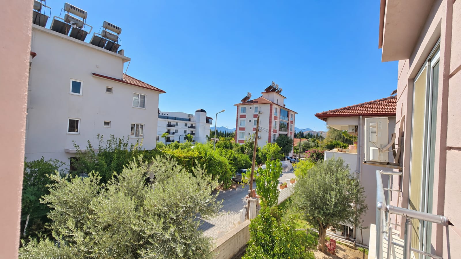 DALAMAN KARAÇALIDA 150m² 3+1 KAPALI MUTFAK,2 BANYO,2 CAM BALKON