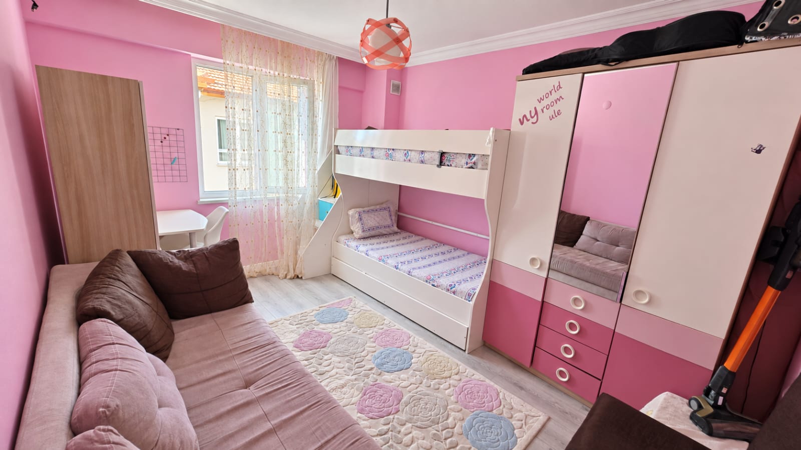 DALAMAN KARAÇALIDA 150m² 3+1 KAPALI MUTFAK,2 BANYO,2 CAM BALKON