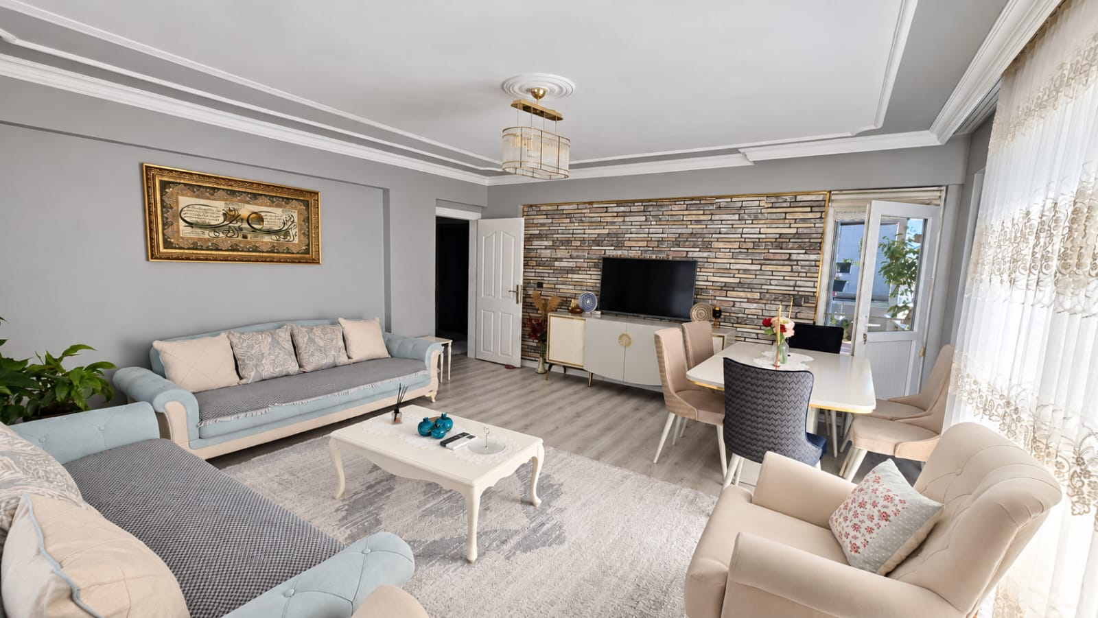 DALAMAN KARAÇALIDA 150m² 3+1 KAPALI MUTFAK,2 BANYO,2 CAM BALKON