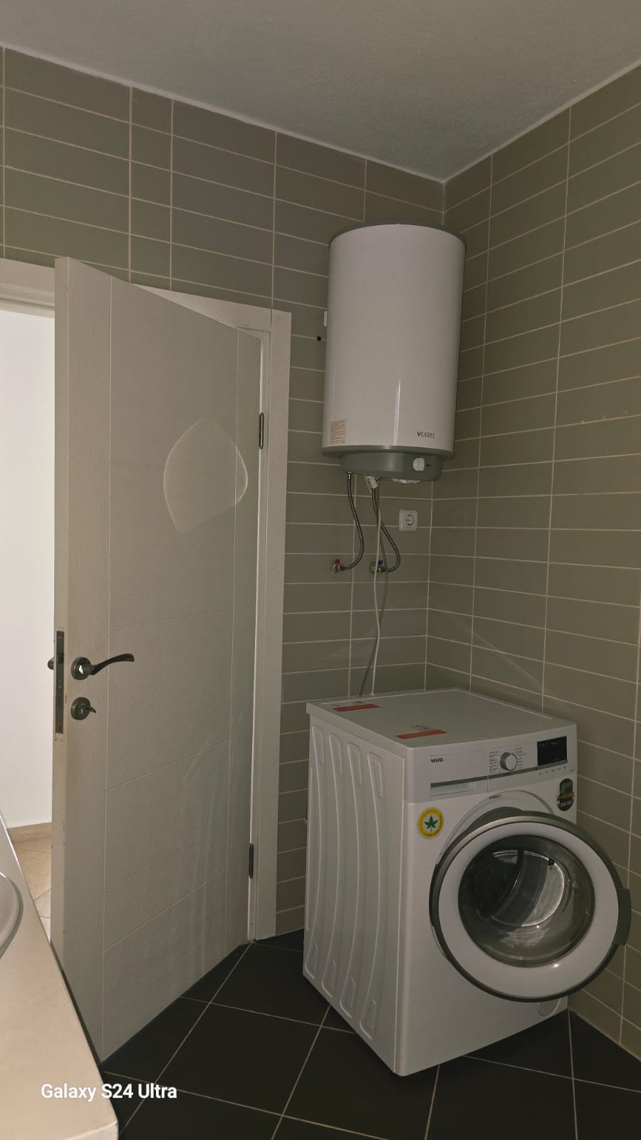 Lalezar Sitesinde FULL Eşyalı 2+1 Kiralık Daire 96 m²