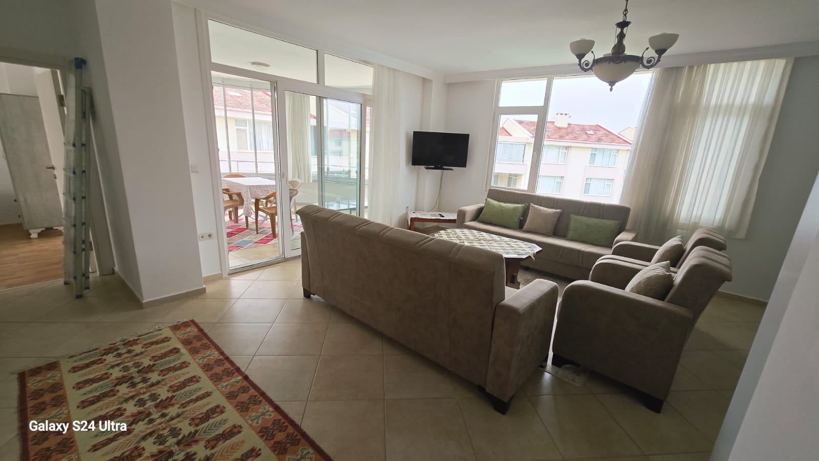 Lalezar Sitesinde FULL Eşyalı 2+1 Kiralık Daire 96 m²