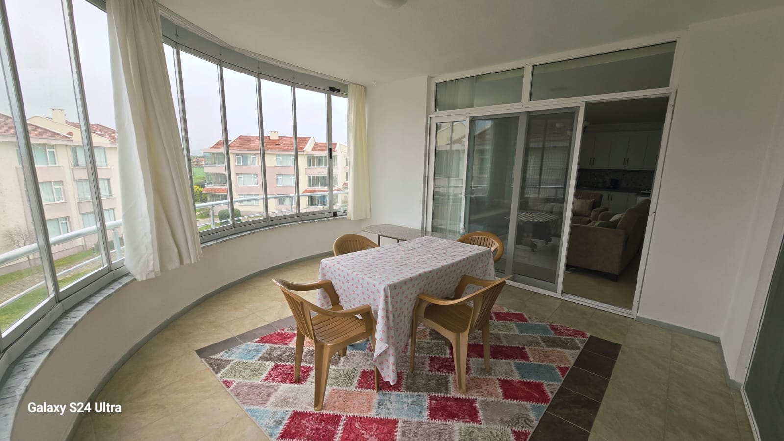 Lalezar Sitesinde FULL Eşyalı 2+1 Kiralık Daire 96 m²